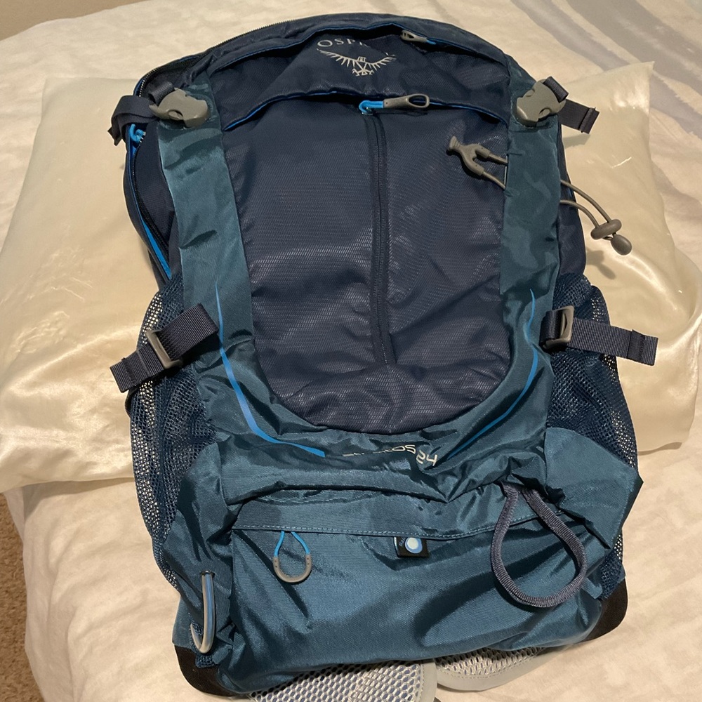 Osprey Stratos 24